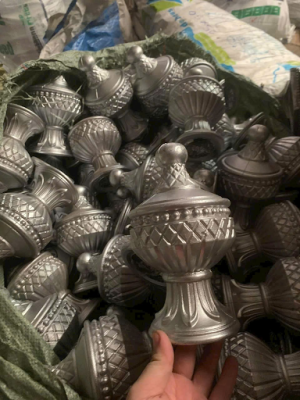 Phụ kiện cổng sắt mỹ thuật